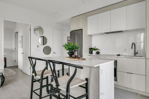 Photo 10 at 1021 - 35 Tubman Avenue, Regent Park, Toronto