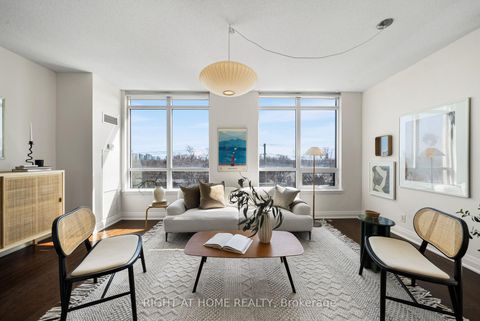 Photo 0 at 611 - 520 Steeles Avenue W, Yorkhill, Vaughan