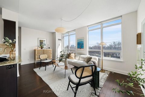 Photo 2 at 611 - 520 Steeles Avenue W, Yorkhill, Vaughan