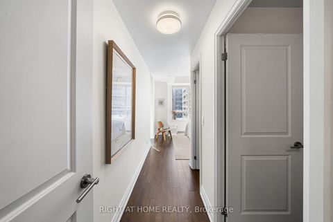 Photo 17 at 611 - 520 Steeles Avenue W, Yorkhill, Vaughan