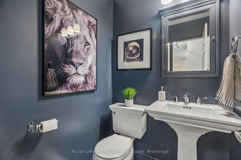 Photo 20 at 23 Fielding Drive, Aurora Heights, Aurora