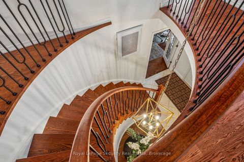 Photo 22 at 23 Fielding Drive, Aurora Heights, Aurora