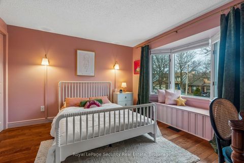 Photo 27 at 23 Fielding Drive, Aurora Heights, Aurora