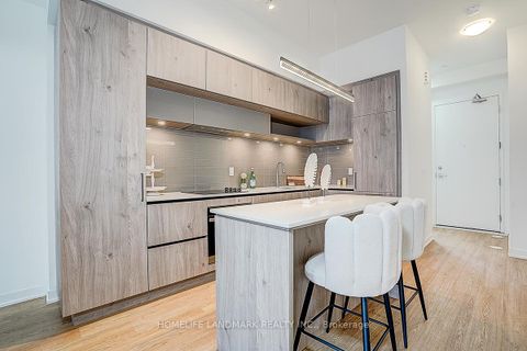 Photo 4 at 501 - 9 Steckley Lane, Rural Richmond Hill, Richmond Hill