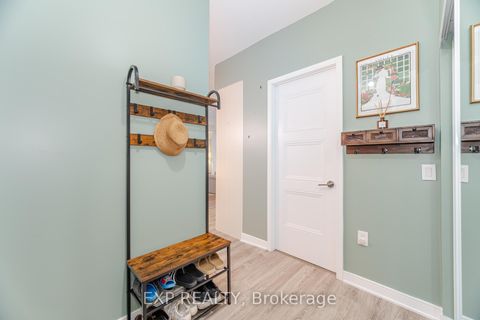 Photo 6 at 812 - 25 Neighbourhood Lane, Queensway, Toronto