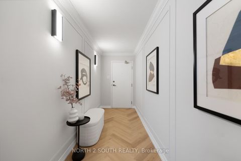 Photo 1 at 304 - 7 Townsgate Drive, Yorkhill, Vaughan