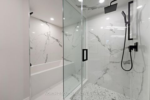 Photo 32 at 304 - 7 Townsgate Drive, Yorkhill, Vaughan