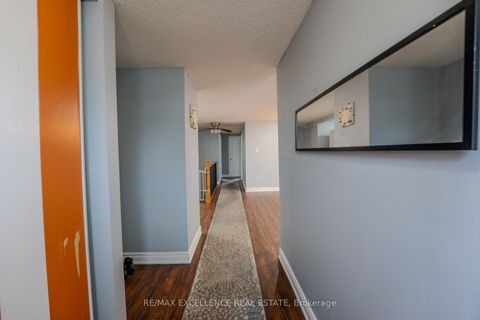 Photo 5 at 3 Hickling Trail, Grove East, Barrie