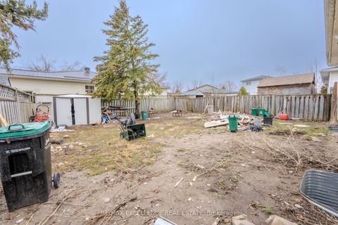 Photo 20 at 3 Hickling Trail, Grove East, Barrie