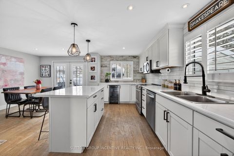 Photo 3 at 56 Shakespeare Crescent, Letitia Heights, Barrie