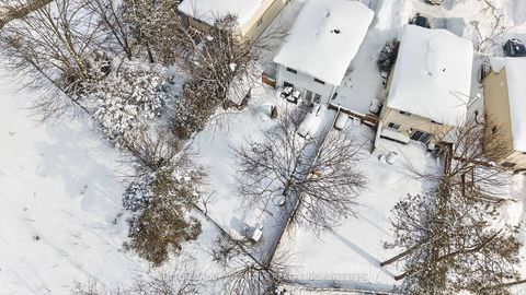 Photo 29 at 56 Shakespeare Crescent, Letitia Heights, Barrie