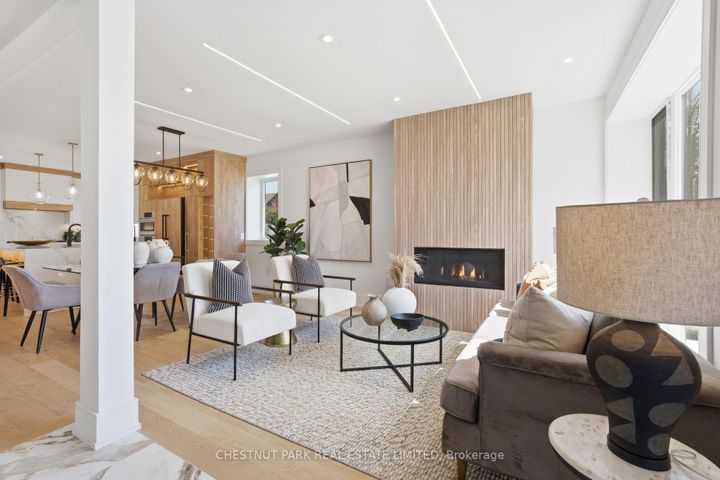 Photo 3 at 86 Edgecroft Road, Queensway, Toronto