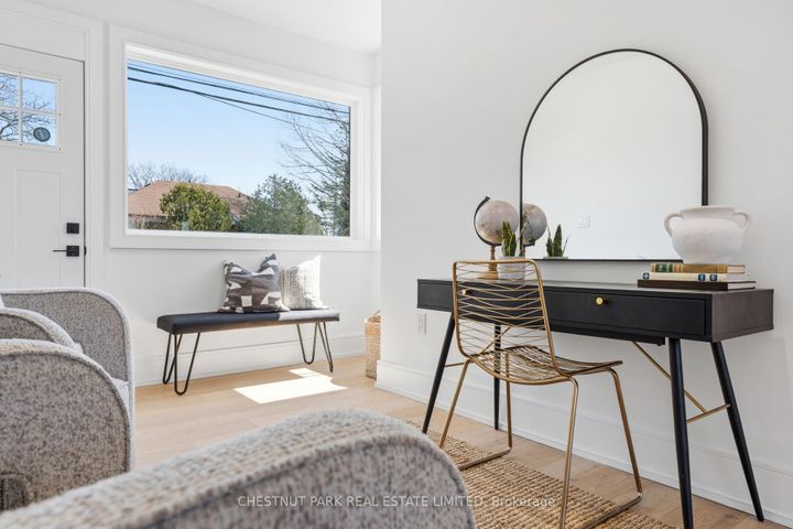 Photo 18 at 86 Edgecroft Road, Queensway, Toronto