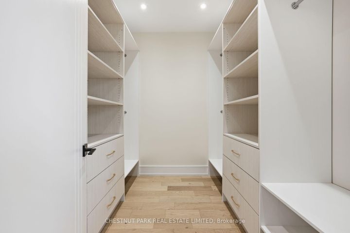 Photo 26 at 86 Edgecroft Road, Queensway, Toronto