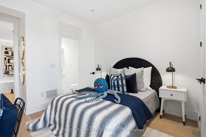 Photo 41 at 86 Edgecroft Road, Queensway, Toronto