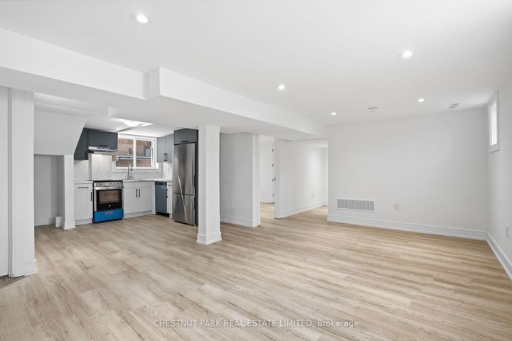 Photo 44 at 86 Edgecroft Road, Queensway, Toronto