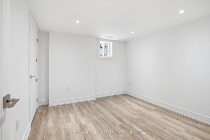 Photo 45 at 86 Edgecroft Road, Queensway, Toronto