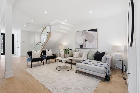 Photo 9 at 86 Edgecroft Road, Queensway, Toronto