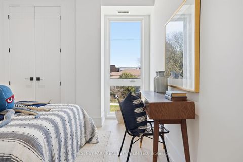 Photo 42 at 86 Edgecroft Road, Queensway, Toronto