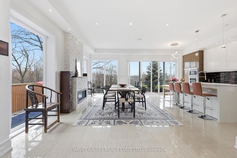 Photo 5 at 46 Ravenscrest Drive, Rosethorn, Toronto