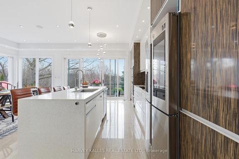 Photo 8 at 46 Ravenscrest Drive, Rosethorn, Toronto