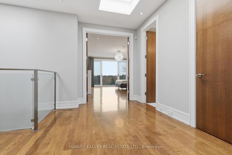 Photo 19 at 46 Ravenscrest Drive, Rosethorn, Toronto