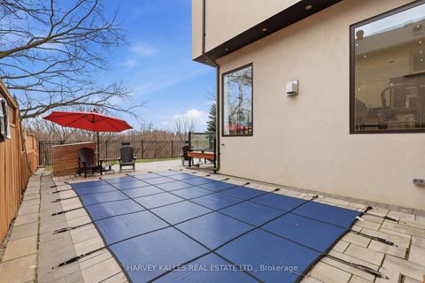 Photo 25 at 46 Ravenscrest Drive, Rosethorn, Toronto