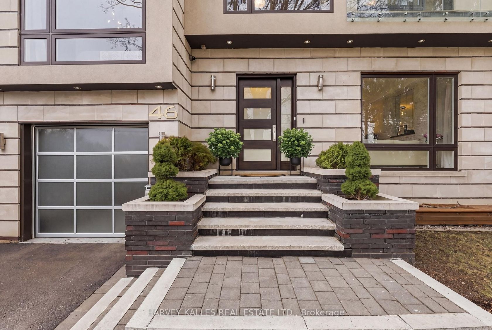 46 Ravenscrest Drive, Rosethorn, Toronto photo number 2