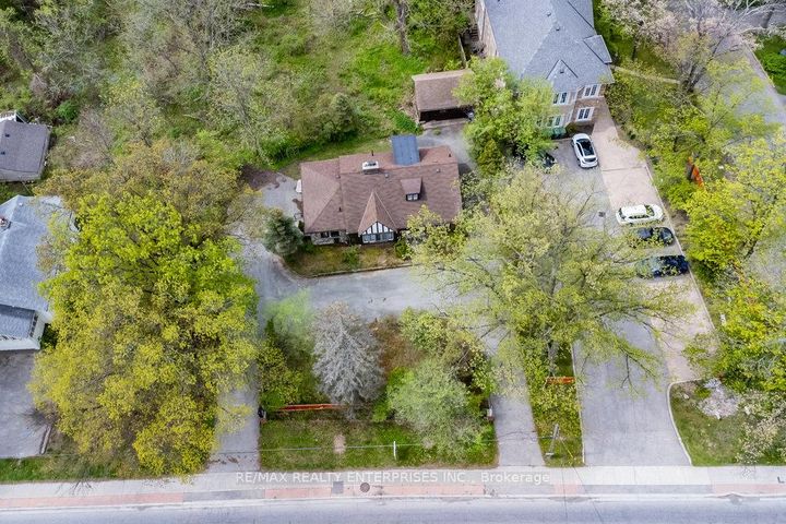 Photo 4 at 1462 Hurontario Street, Mineola, Mississauga