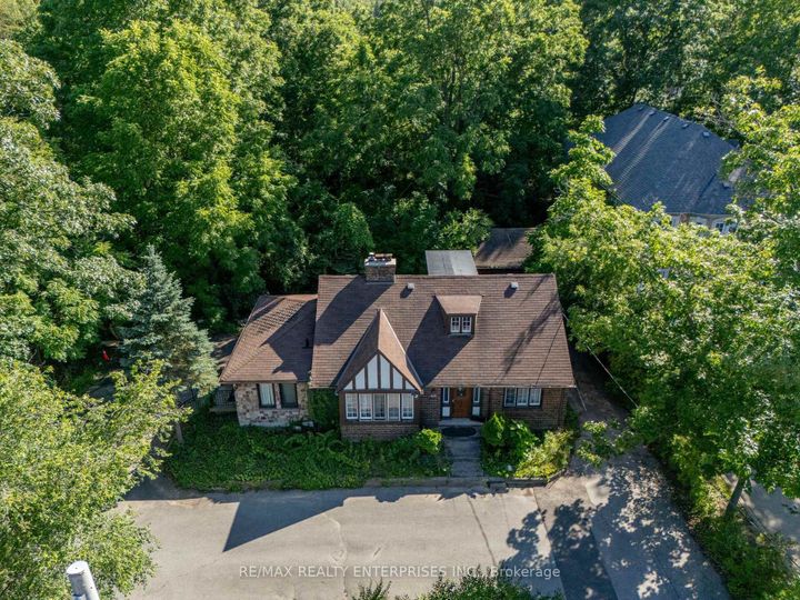 Photo 6 at 1462 Hurontario Street, Mineola, Mississauga