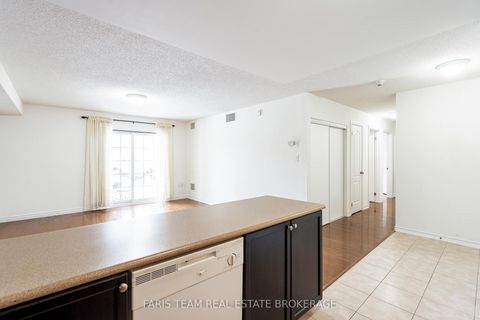 Photo 9 at 19 - 41 Coulter Street, Sunnidale, Barrie