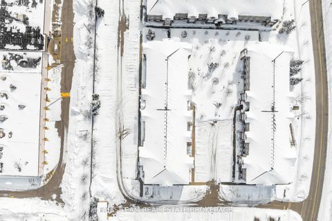 Photo 24 at 19 - 41 Coulter Street, Sunnidale, Barrie