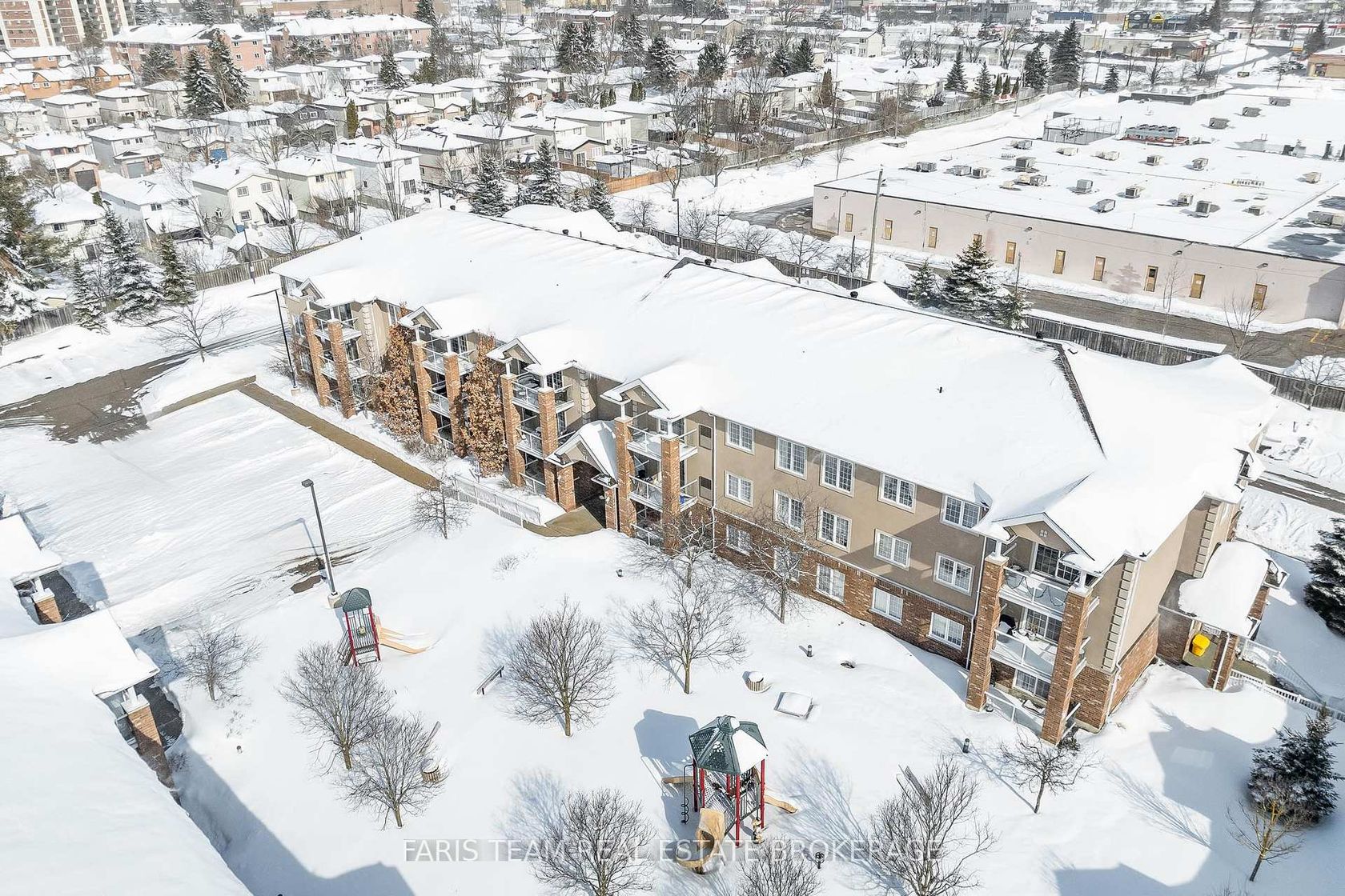 19 - 41 Coulter Street, Sunnidale, Barrie photo number 2