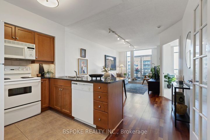 Photo 8 at 804 - 19 Barberry Place, Bayview Village, Toronto