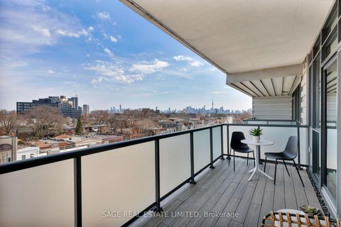 Photo 9 at 707 - 36 Howard Park Avenue, Roncesvalles, Toronto