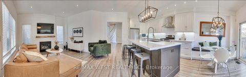 Photo 17 at 2 Sgotto Boulevard, Sonoma Heights, Vaughan