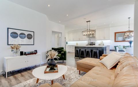 Photo 20 at 2 Sgotto Boulevard, Sonoma Heights, Vaughan