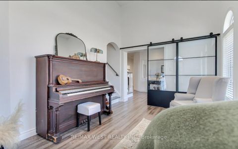 Photo 22 at 2 Sgotto Boulevard, Sonoma Heights, Vaughan