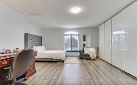 Photo 23 at 2 Sgotto Boulevard, Sonoma Heights, Vaughan