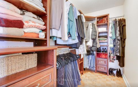 Photo 36 at 2 Sgotto Boulevard, Sonoma Heights, Vaughan