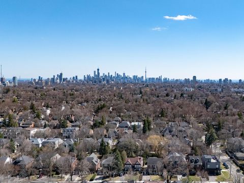 Photo 13 at 390 Glencairn Avenue, Lawrence Park South, Toronto