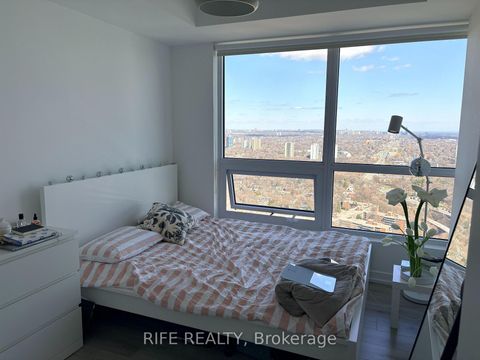 Photo 3 at 4010 - 395 Bloor Street E, North St. James Town, Toronto