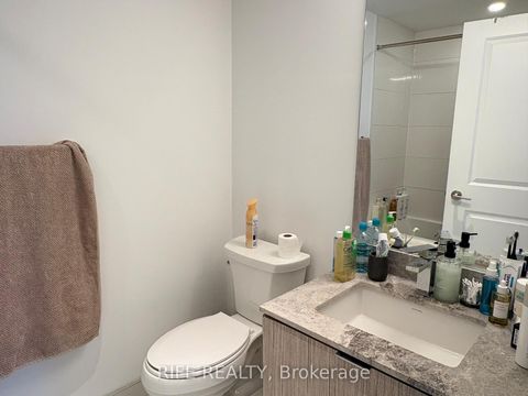 Photo 6 at 4010 - 395 Bloor Street E, North St. James Town, Toronto