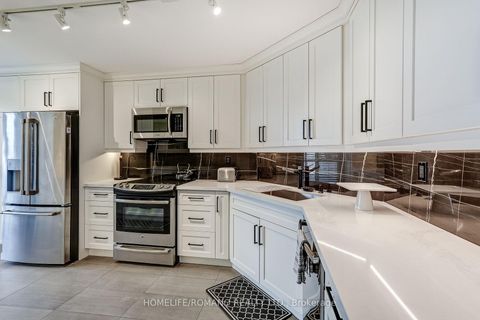 Photo 8 at 508 - 1 Clark Avenue W, Yorkhill, Vaughan