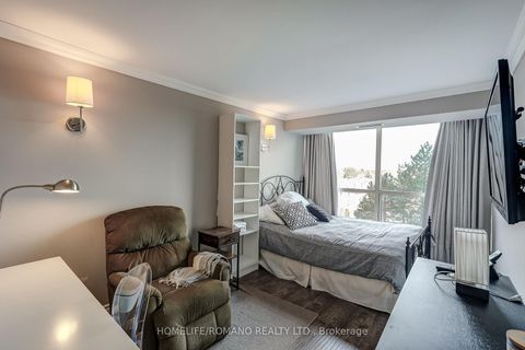 Photo 21 at 508 - 1 Clark Avenue W, Yorkhill, Vaughan