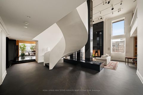 Photo 2 at PH1 - 2 Lynwood Avenue, Casa Loma, Toronto