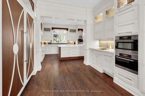 Photo 10 at 538 Melrose Avenue, Nortown, Toronto