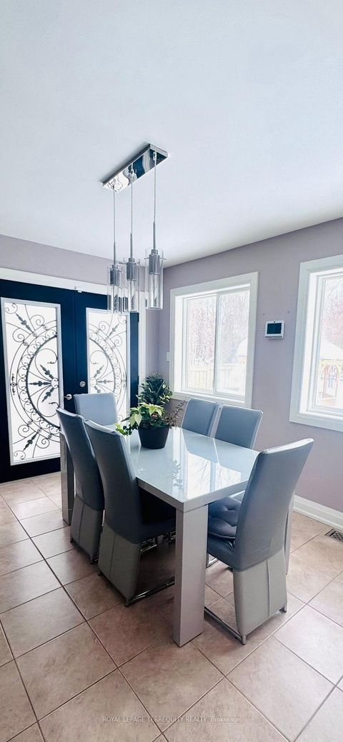 Photo 11 at 25 Jagges Drive, Edgehill Drive, Barrie