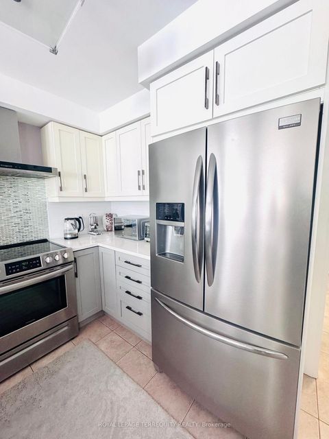 Photo 13 at 25 Jagges Drive, Edgehill Drive, Barrie