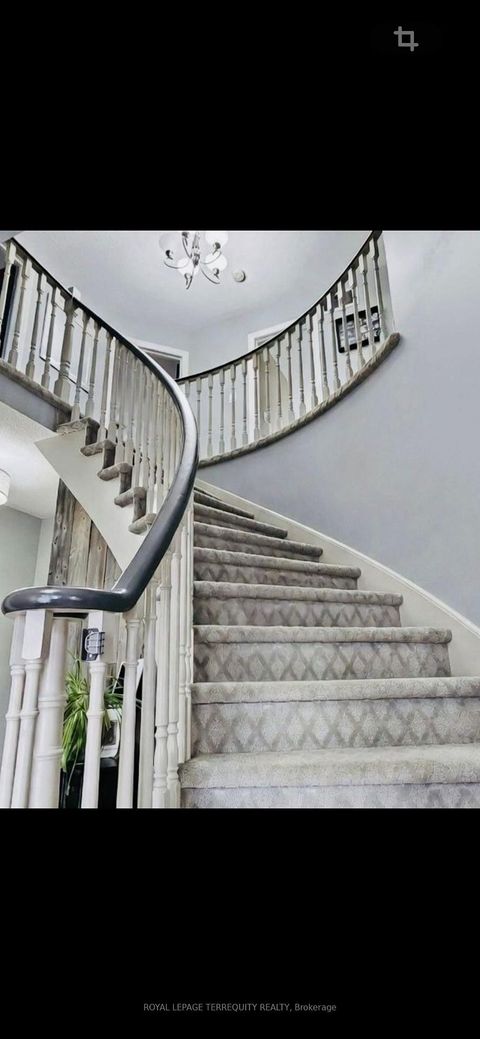 Photo 21 at 25 Jagges Drive, Edgehill Drive, Barrie